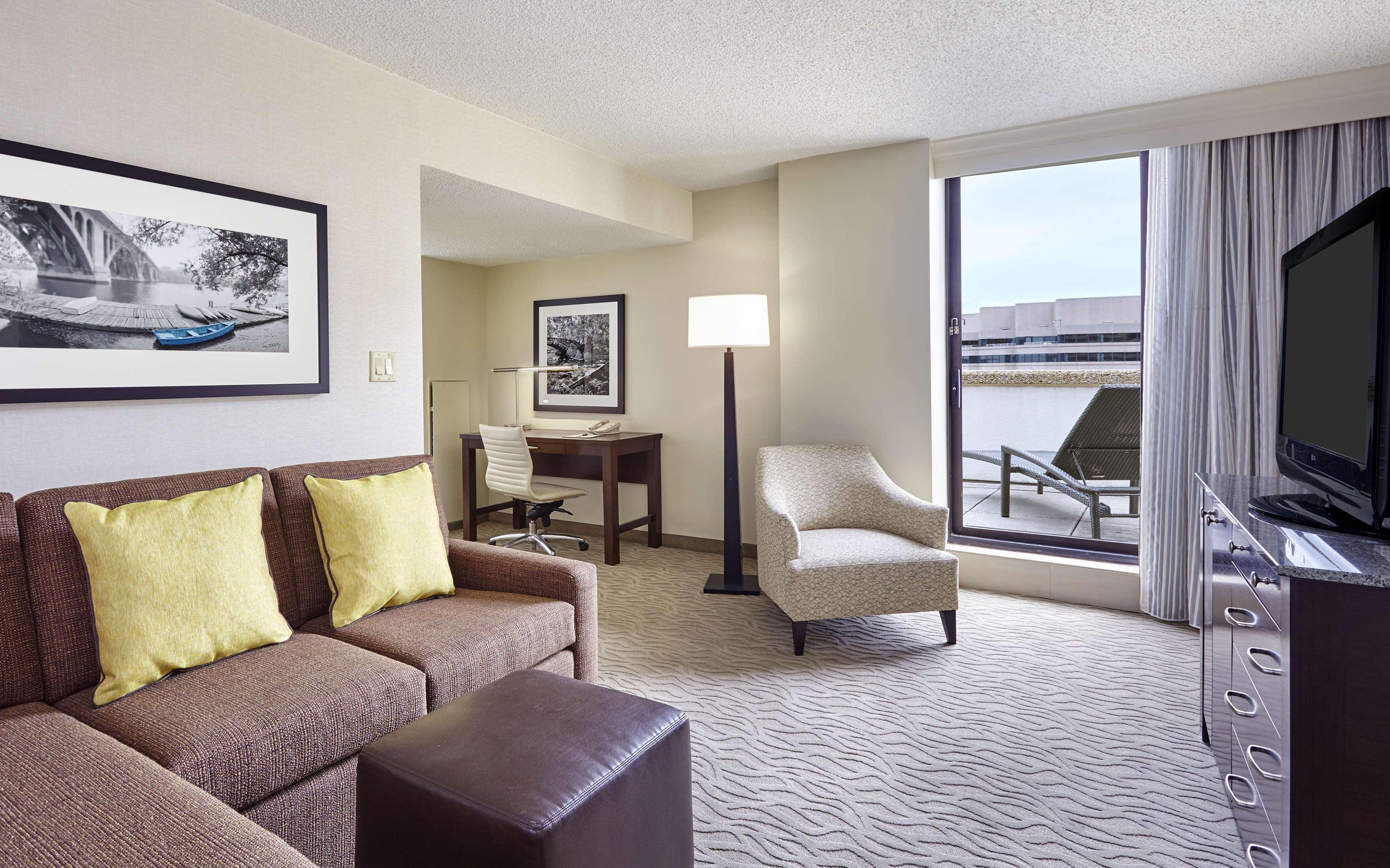 Doubletree By Hilton Washington Dc - Crystal City Arlington Extérieur photo